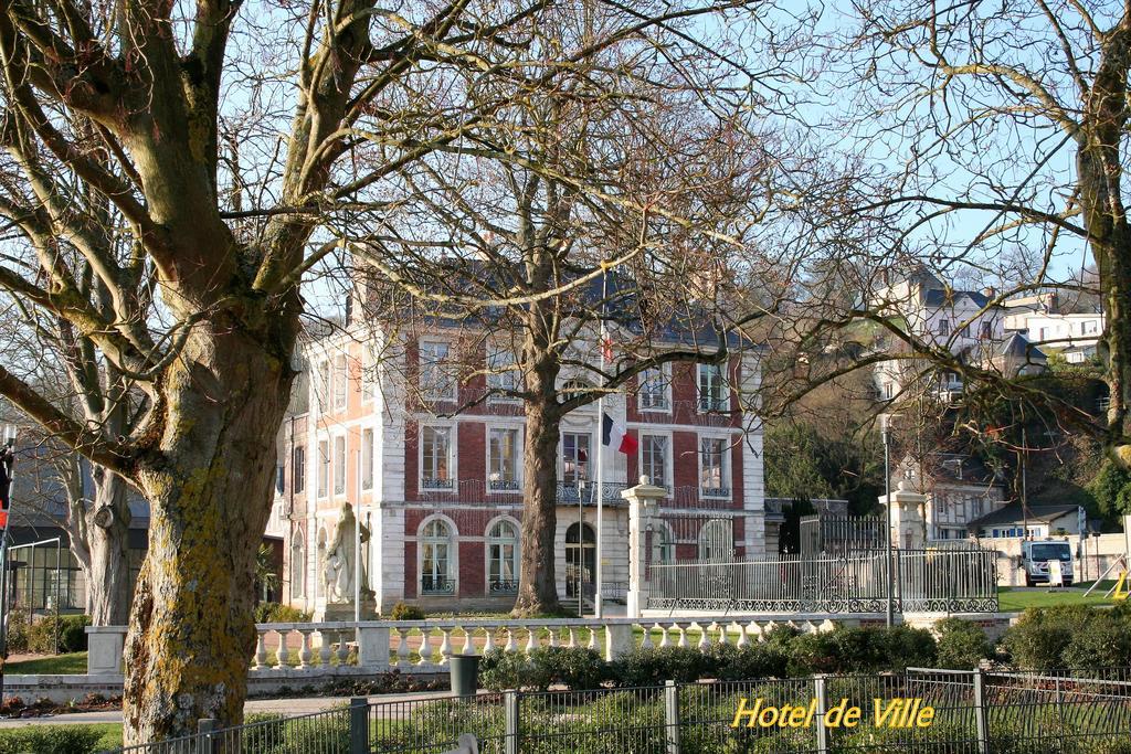Les Hellebores Caudebec-en-Caux Buitenkant foto